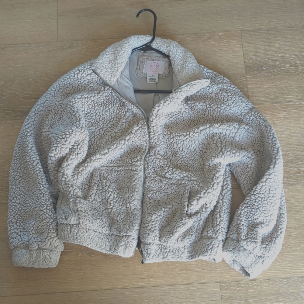 205 Collins Women’s Sherpa Jacket Front Zipper & Pockets